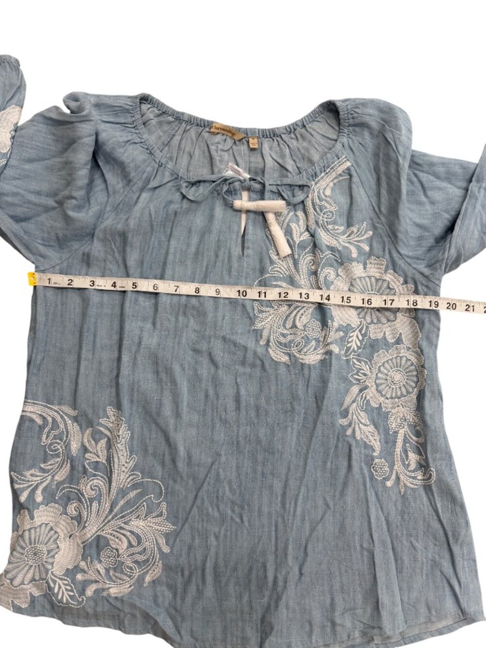 Soft Surroundings Womens Size M Womens Top Diya Embroidered Tunic Blue White NEW - Picture 6 of 8